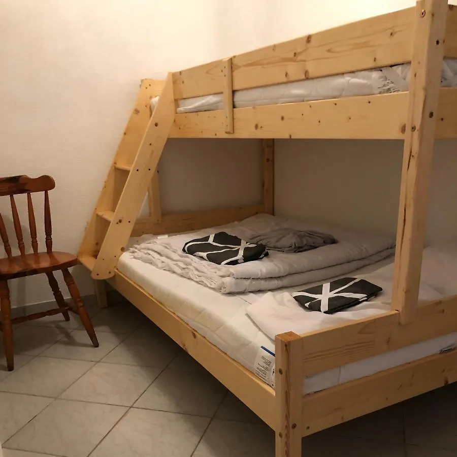 Robbin Met Airco Wifi En Zwembad Appartement Novigrad Istria Kroatië